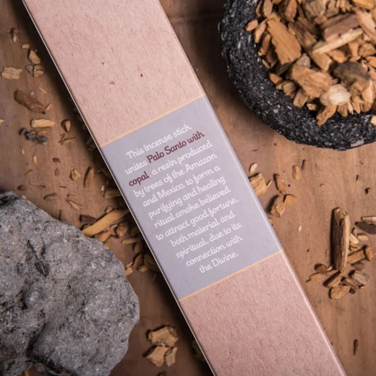 Sagrada Madre Palo Santo z Copalem – 8 patyczków ręcznie robionych w Argentynie. 100% naturalne. Czas palenia ok. 60 min. Oczyszcza, harmonizuje, chroni energetycznie, wspiera medytację i rytuały duchowe.