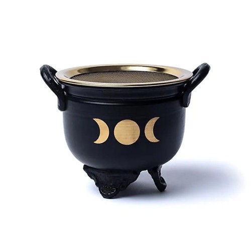 Żeliwny kociołek na trzech nogach z symbolem Potrójnego Księżyca. Idealny do palenia kadzideł, węgla i żywic. Solidny, dekoracyjny i praktyczny element rytuałów, wspierający intuicję i ochronę.