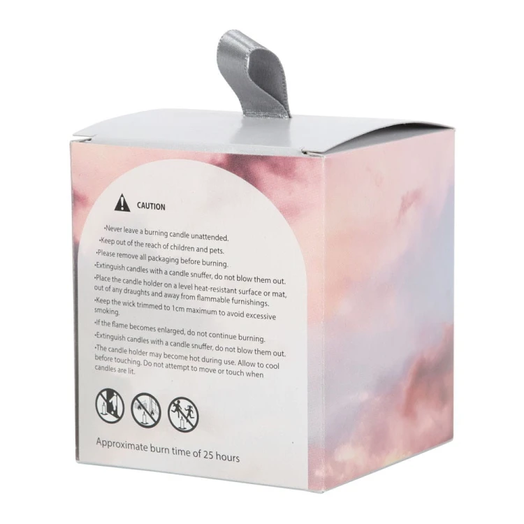 Opakowanie świecy Manifestation Positive Energy z pastelowym tłem i napisem White Sage.