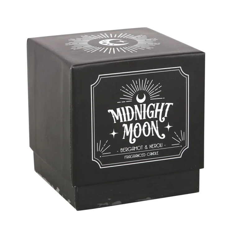Świeca „Midnight Moon” o zapachu bergamotki i neroli w czarnym szkle z korkowym wieczkiem. Czas palenia ok. 21 h. Elegancka, gotycka, część kolekcji Midnight Rituals – idealna do relaksu i nastrojowych rytuałów.