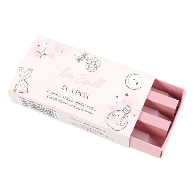 Zestaw Love Spell in a Box – rytuał miłości ze świecami i różowym kwarcem.
