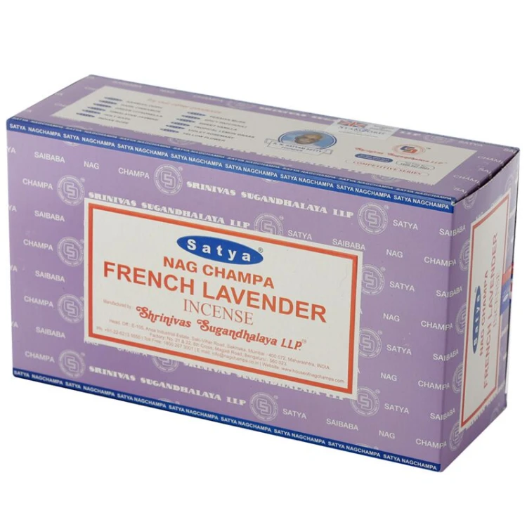 Kadzidełka Satya French Lavender 15g – świeży, ziołowy aromat lawendy inspirowany Prowansją. Ręcznie wytwarzane w Indiach, idealne do relaksu, medytacji, jogi i oczyszczania przestrzeni, długo utrzymujące się po wypaleniu.