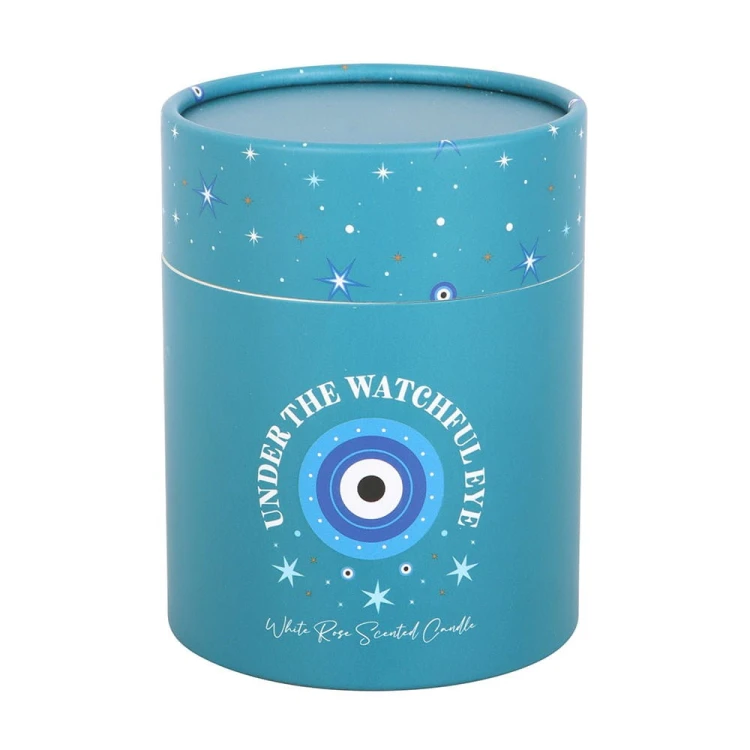 Under the Watchful Eye – świeca o zapachu białej róży z motywem Oka Proroka i kryształkami ochronnymi. 48 godzin palenia i duchowa harmonia.