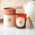 Stylowe ujęcie świecy Golden Hour z aromatem kwiatu pomarańczy