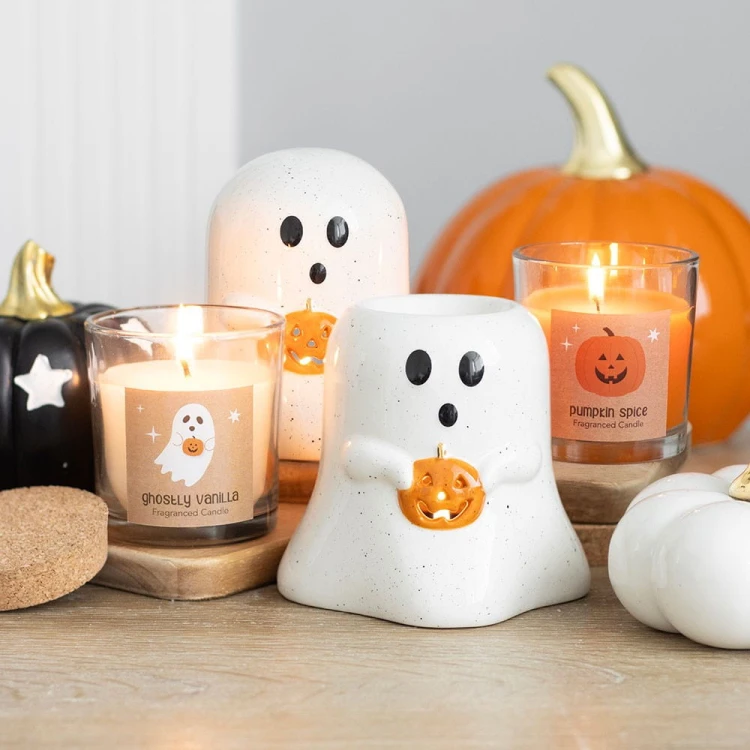 Zestaw halloweenowych świec z duszkiem i dyniami – Ghostly Vanilla i Pumpkin Spice.