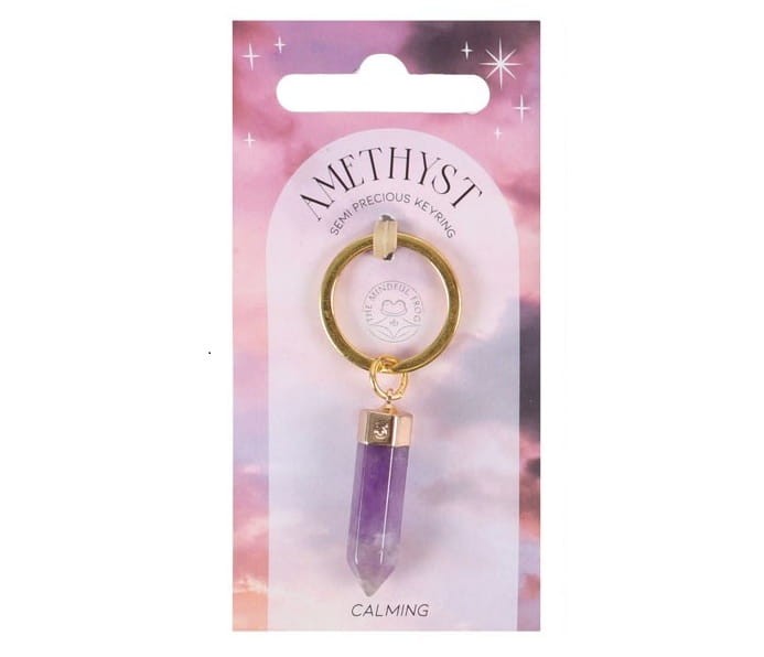 Breloczek z naturalnym ametystem – kamień spokoju i ochrony.