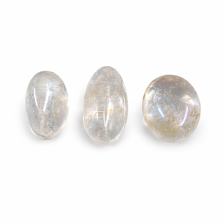 Kulisty kryształ górski aura biała o oczyszczającej energii.