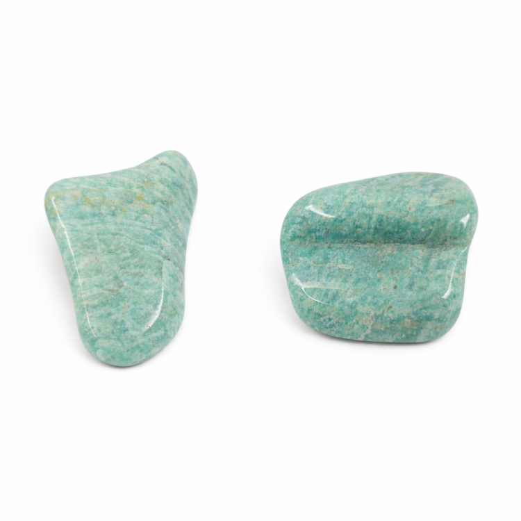 Polerowany amazonit o harmonizującej energii.