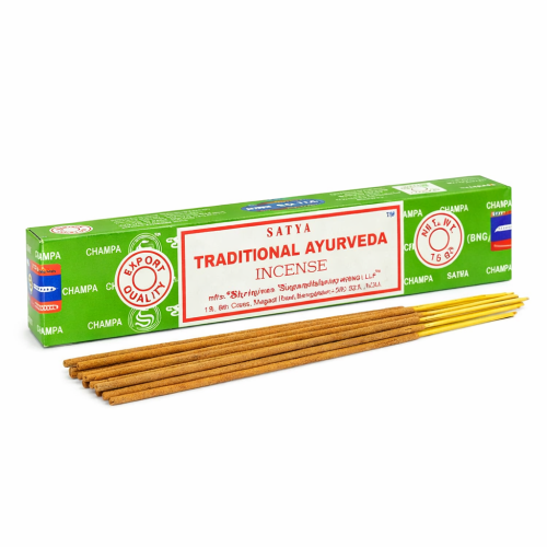 Zapach: Traditional Ayurveda Kolekcja kadzidełek Satya charakteryzuje sie bardzo przyjemną harmonią zapachu która zostaje w pomieszczeniu na długi czas po wypaleniu kadzidełka.
