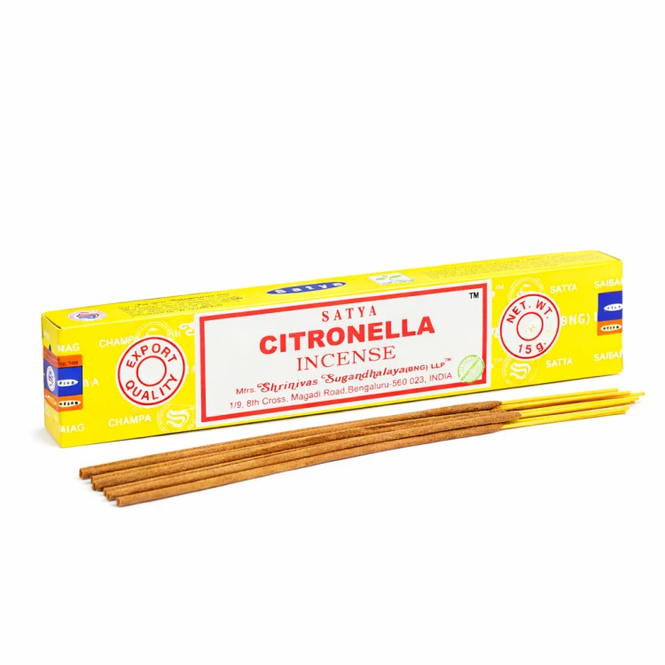 Zapach: Citronella  Kolekcja kadzidełek Satya charakteryzuje sie bardzo przyjemną harmonią zapachu która zostaje w pomieszczeniu na długi czas po wypaleniu kadzidełka.