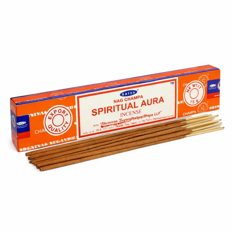 Zapach: Spiritual Aura  Kolekcja kadzidełek Satya charakteryzuje sie bardzo przyjemną harmonią zapachu która zostaje w pomieszczeniu na długi czas po wypaleniu kadzidełka.