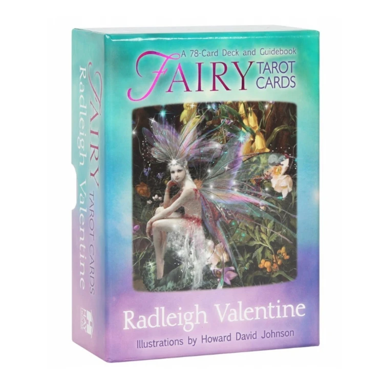 Pudełko Fairy Tarot Cards z eteryczną ilustracją wróżki na tle magicznego ogrodu.