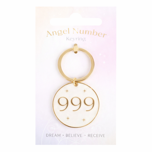Brelok z liczbą anielską 999 – symbol duchowego odrodzenia i transformacji
