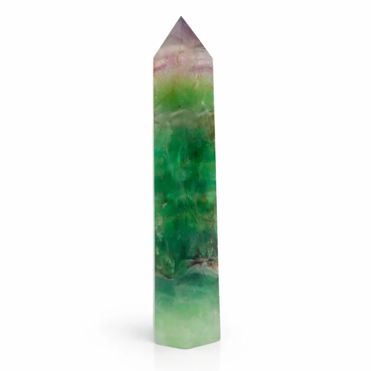 Duży obelisk z naturalnego fluorytu tęczowego 18,5 cm w odcieniach zieleni i fioletu – kamień do medytacji i ochrony energetycznej.