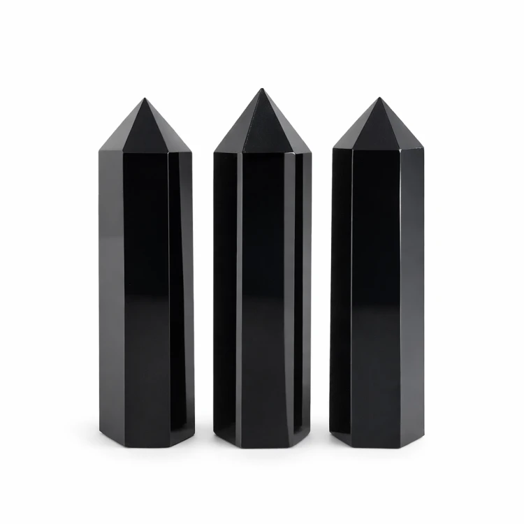 Obsydian czarny obelisk 9,5 cm – naturalny kamień ochronny o lustrzanym połysku do domu i pracy energetycznej.