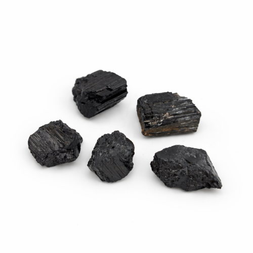 Czarny turmalin XL 23–29 g to naturalny kamień maksymalnej ochrony energetycznej do domu. Stabilizuje przestrzeń, oczyszcza energię i wzmacnia poczucie bezpieczeństwa.