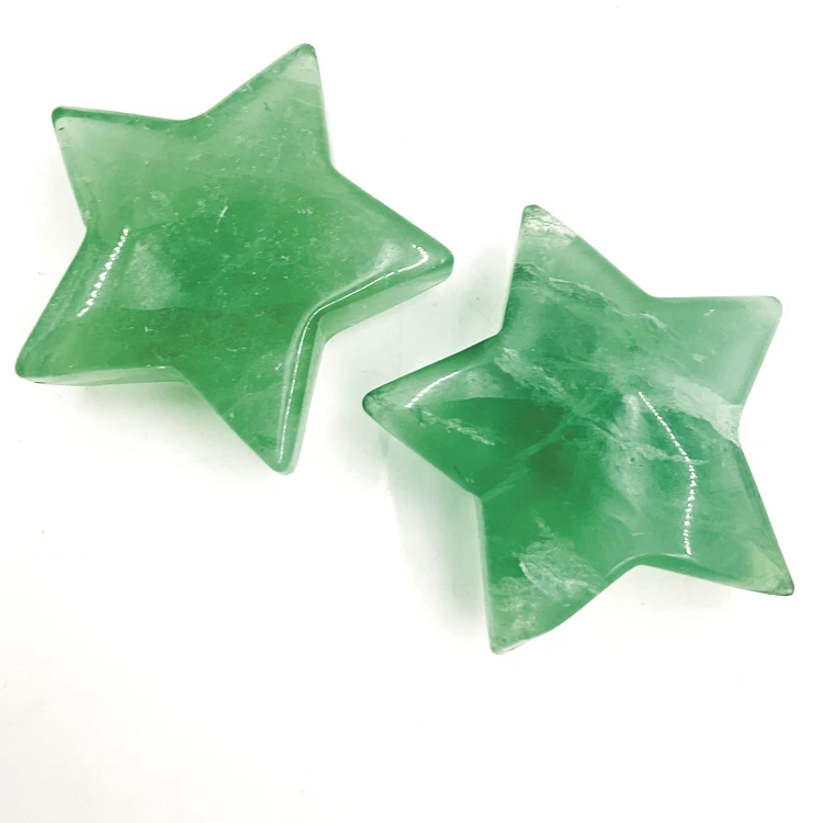duża gwiazda z naturalnego fluorytu zielony fluoryt 6 cm unikat minerał do medytacji harmonii i intuicji